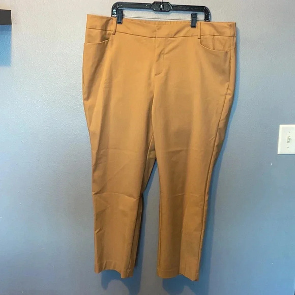 Eloquii Gena Fit Kady Pant - Picture 2 of 6